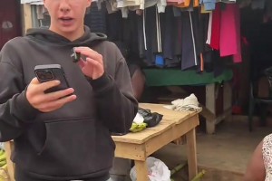 搞心態(tài)有一手！大馬丁明知曼聯(lián)主罰者是b費，不停的說讓C羅來....