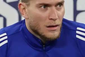 ??臥龍鳳雛！卡里烏斯又失誤了，但進(jìn)攻球員的選擇更是離譜！