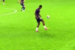 登貝萊落淚！巴薩新援怎么能不會顛球??，拉什福德這操作真絲滑