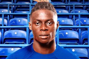 球員集錦：法甲淘來的全能型中場，藍軍后腰烏戈丘庫