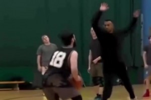 阿迪五虎放現(xiàn)在啥水平：大史：肯定冠軍水平 關鍵還賊兼容~