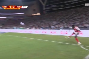 【集錦】季前賽首??！阿森納0-1熱刺 槍手1射正約克雷斯首秀