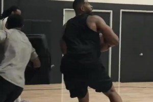 官宣！切爾西簽下水晶宮高潛邊鋒，來欣賞杰西-德里個人集錦??