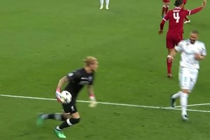 ??都怪本澤馬！卡里烏斯失誤！詹俊:巨大巨大超級超級低級失誤