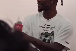 下賽季碰碰??巴特勒談楊瀚森：別和我們勇士干，結(jié)果不會如你愿