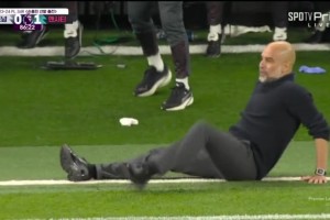 孫興慜射門(mén)的那一刻，瓜迪奧拉直接絕望癱倒在地??