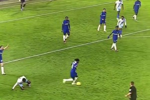 盤帶大魔王！這是讓阿森納下定決心買馬杜埃凱的比賽嗎？