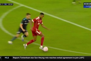 赫拉芬貝赫遠(yuǎn)射被撲出！加克波補(bǔ)射破門！利物浦2-1再次領(lǐng)先！