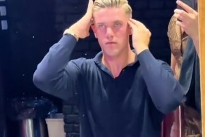 約克雷斯的倫敦生活從時尚發(fā)型開始??