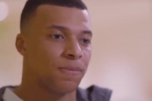 切爾西：你可曾見過，踢右后衛(wèi)的德羅巴？