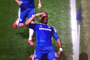 在切爾西球迷心中，完美的中鋒模版只有一個，那就是德羅巴！