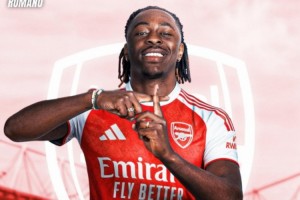 官宣！阿森納6750萬(wàn)磅正式簽下水晶宮前腰，一起欣賞埃澤個(gè)人集錦