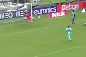 有道理嗎？阿什利揚(yáng)：B費(fèi)點(diǎn)球被主裁干擾了！