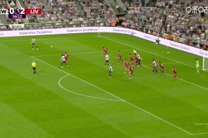 高空作業(yè)！吉馬良斯力壓科爾克茲頭球破門，十人紐卡扳回一城