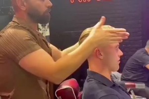 又來打理頭發(fā)了??約克雷斯最常去的地方：理發(fā)店！