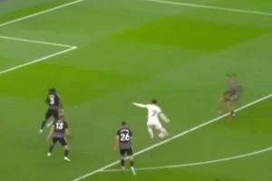 全能型！孫興慜教你在對手禁區(qū)前跳舞！