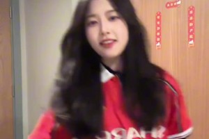 宣宣的偉大無需多言??男楚琪女宣宣當(dāng)曼聯(lián)球迷真幸福~