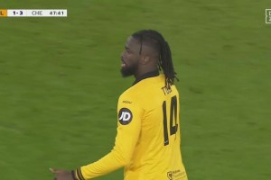 狼隊扳回一城！黃喜燦助攻阿洛科達爾破門！