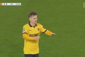 狼隊再扳一球！沃爾費小角度打門得手！狼隊2-3落后切爾西！